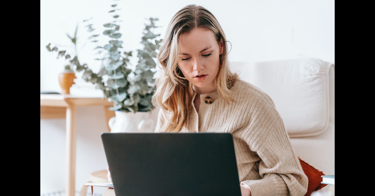 Benefits and drawbacks of single-blind peer review