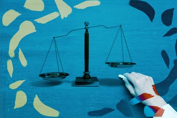 Single vs double-blind peer review?